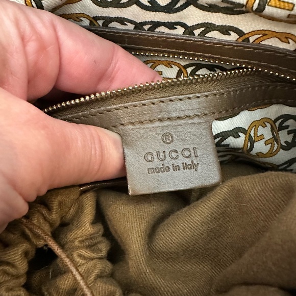 Gucci brit hobo bag in fur - Picture 8 of 13
